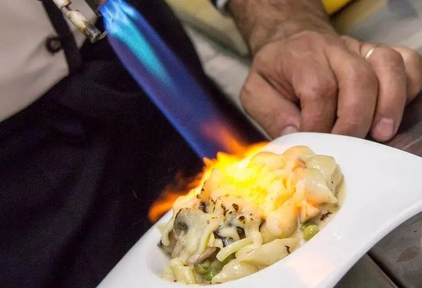 Hill View Hotel Apartments