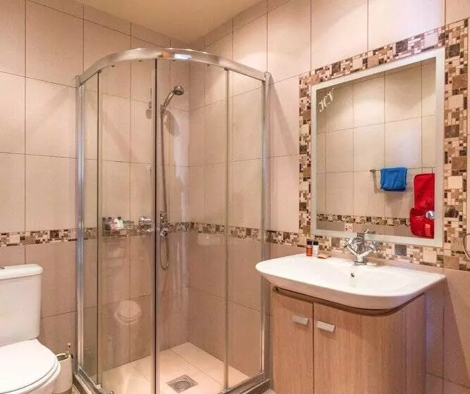 Hill View Hotel Apartments