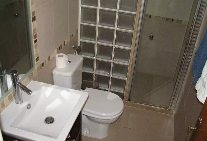 Hill View Hotel Apartments