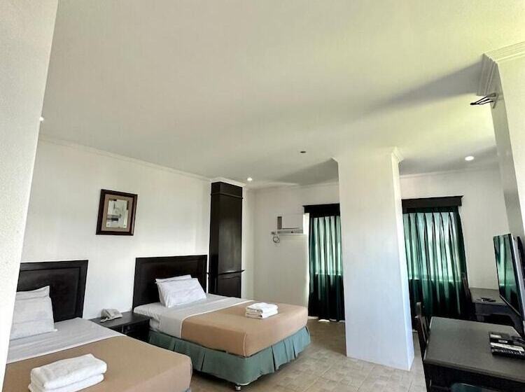 Szálloda Ace Penzionne