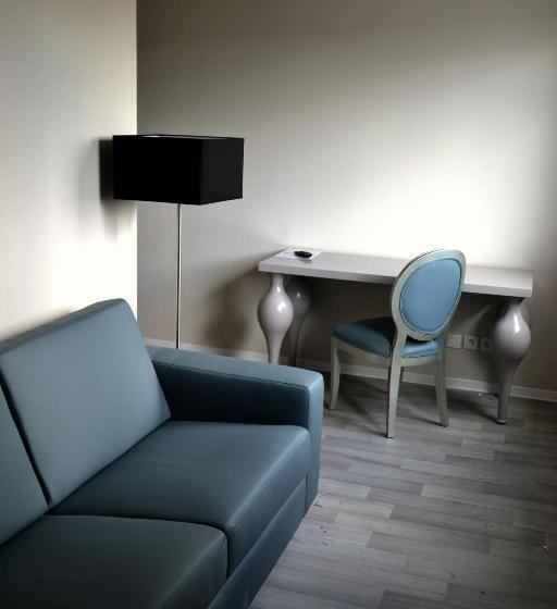 Adonis Hotel Bayonne