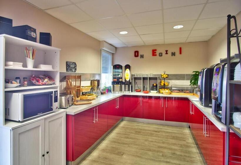 Adonis Hotel Bayonne