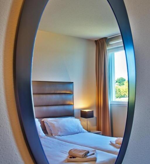 Adonis Hotel Bayonne