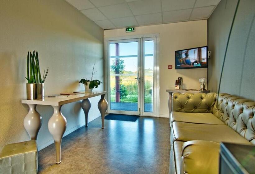 Adonis Hotel Bayonne