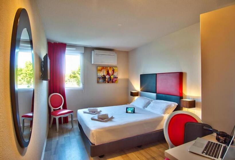 Adonis Hotel Bayonne