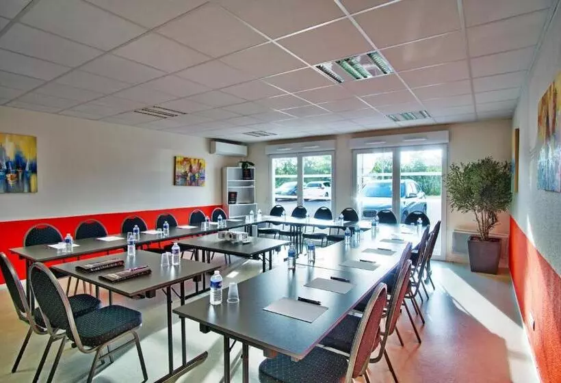 Adonis Hotel Bayonne