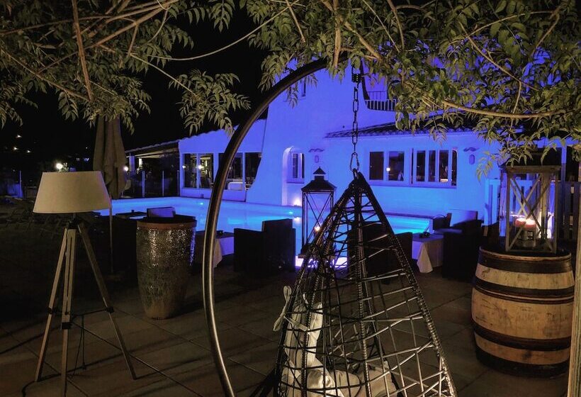 Отель & Appartements Acqua Dolce