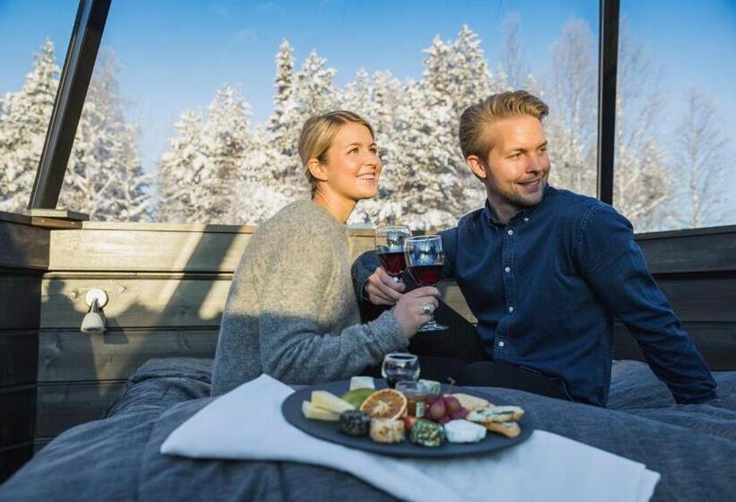 Arctic Snowhotel & Glass Igloos