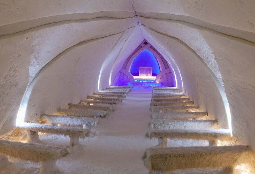 Arctic Snowhotel & Glass Igloos