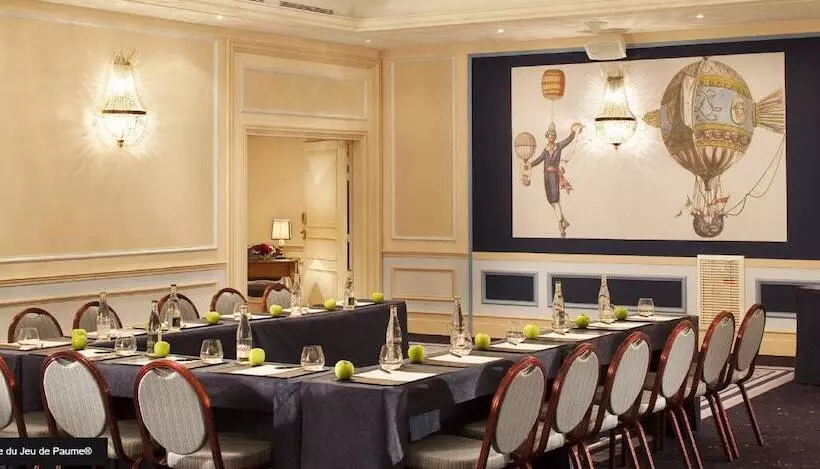 هتل Auberge Du Jeu De Paume