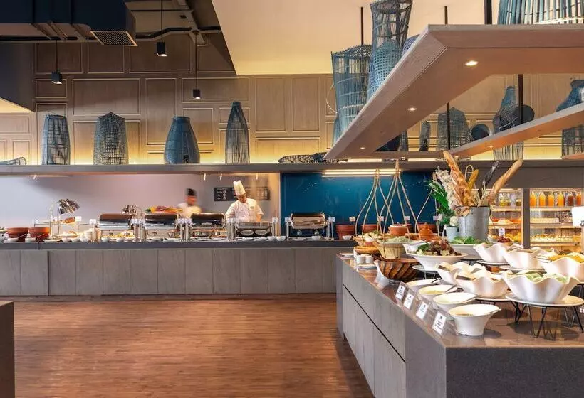 Centara Life Government Complex Hotel & Convention Centre Chaeng Watthana