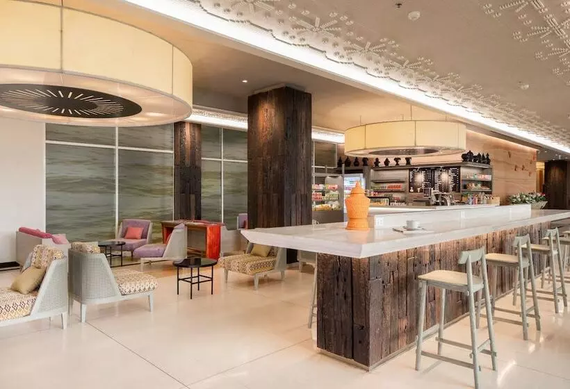 Centara Life Government Complex Hotel & Convention Centre Chaeng Watthana