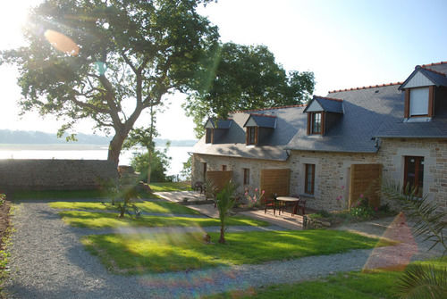 فندق Le Château De Beaussais