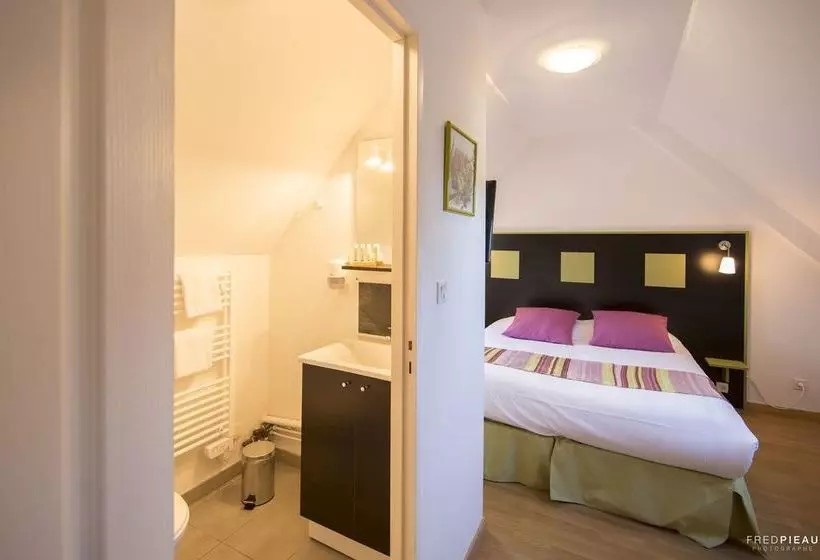 هتل Le Château De Beaussais