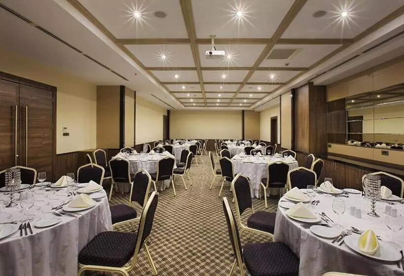 Dedeman Park Gaziantep Oteli