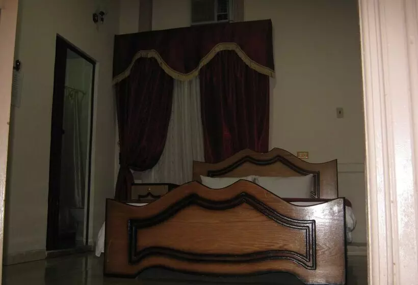 Hotel Great Alexander Hostel