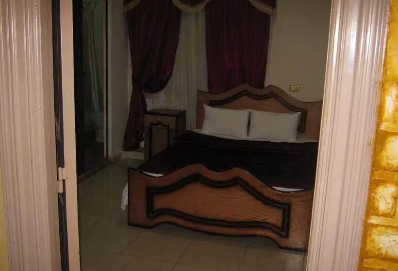 Hotel Great Alexander Hostel