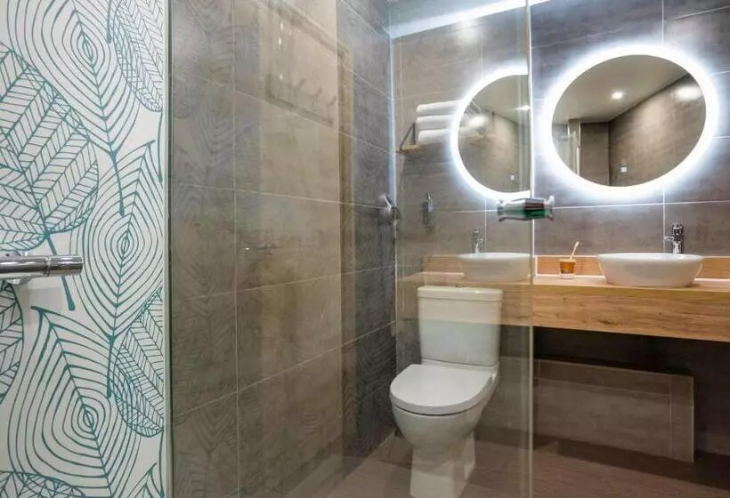 هتل Ibis Styles Chatenay Malabry Paris Sud