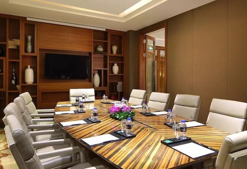 Отель Intercontinental Kunming, An Ihg