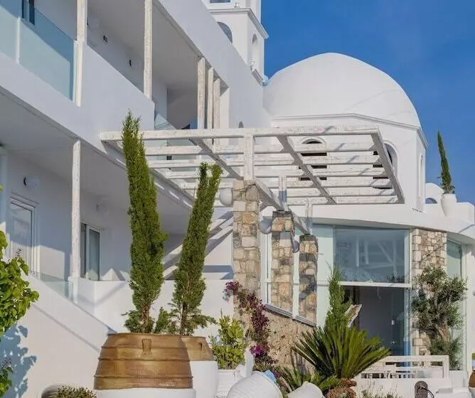 Hotel Kouros Home & Suites