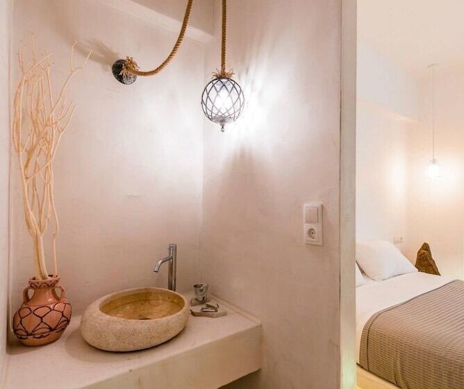 호텔 Kouros Home & Suites