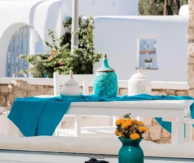 Hotel Kouros Home & Suites