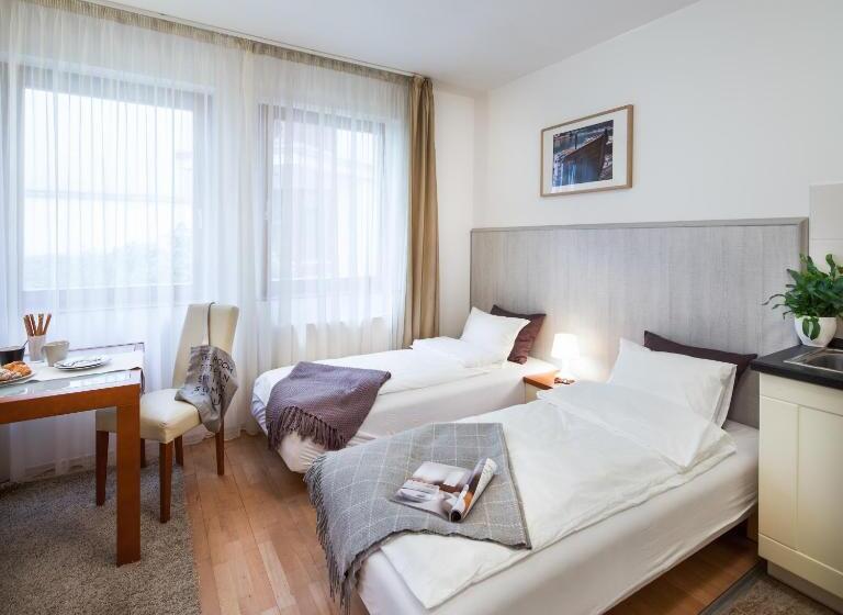 Отель Lord Residence