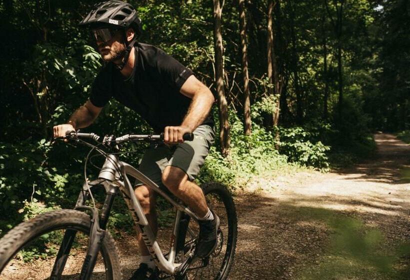 בית מלון כפרי Bergresort Gerlitzen By Alps Resorts