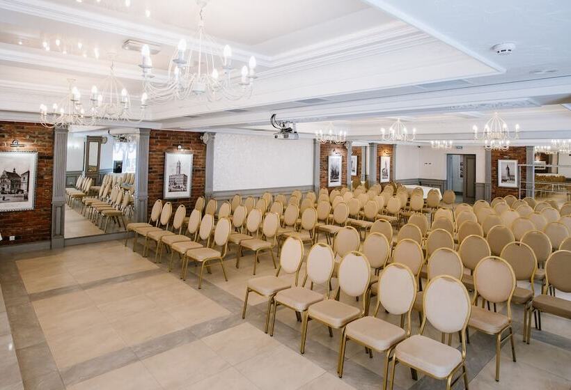 Nota Bene Hotel & Restaurant