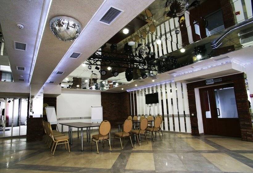 Nota Bene Hotel & Restaurant