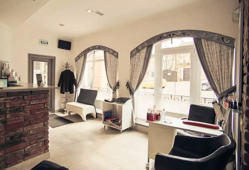 Nota Bene Hotel & Restaurant