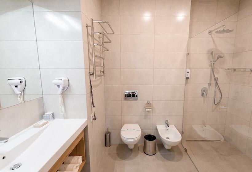 Nota Bene Hotel & Restaurant