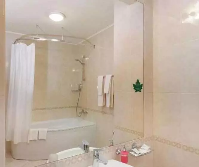 Nota Bene Hotel & Restaurant