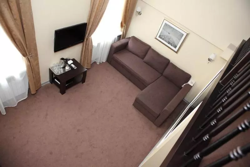 Отель Paradnaya