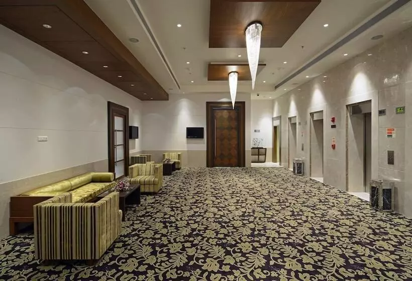 Radisson Blu Hotel Ahmedabad