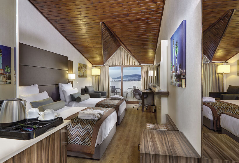 هتل Ramada Resort By Wyndham Akbuk  All Inclusive