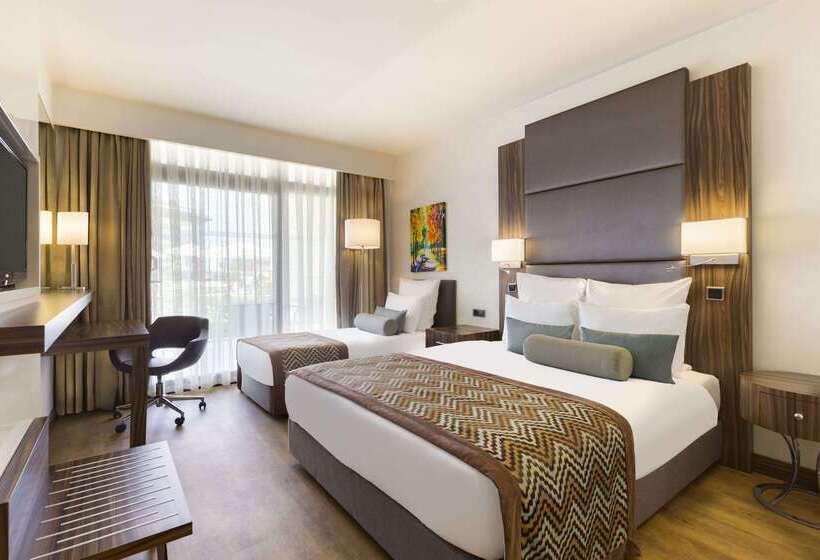 هتل Ramada Resort By Wyndham Akbuk  All Inclusive