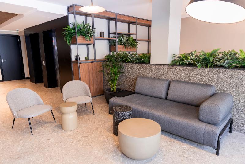 בית מלון כפרי Empire Studios Apartments