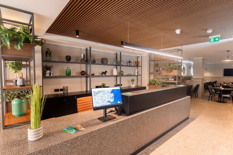 בית מלון כפרי Empire Studios Apartments