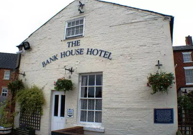 Отель The Bank House