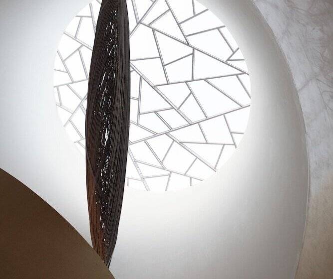 فندق The Roseate