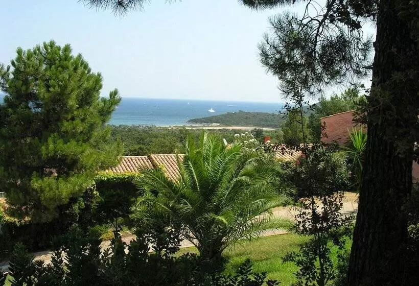 اقامتگاه Résidence U Pirellu