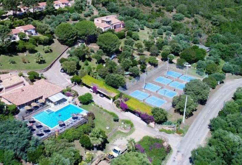 اقامتگاه Résidence U Pirellu