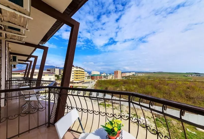 Salvadore Holiday Hotel & Aqua Zone Gelendzhik