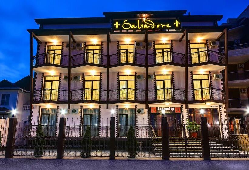 Salvadore Holiday Hotel & Aqua Zone Gelendzhik