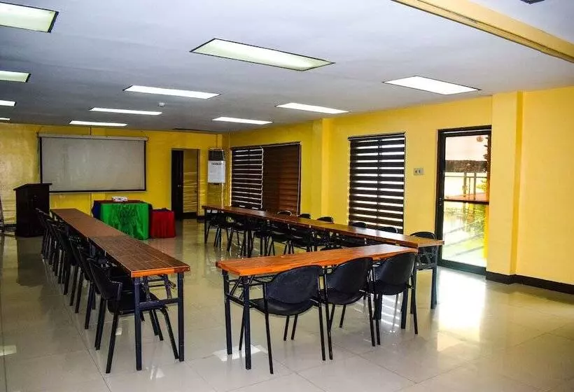 Punta De Fabian Powered By Cocotel