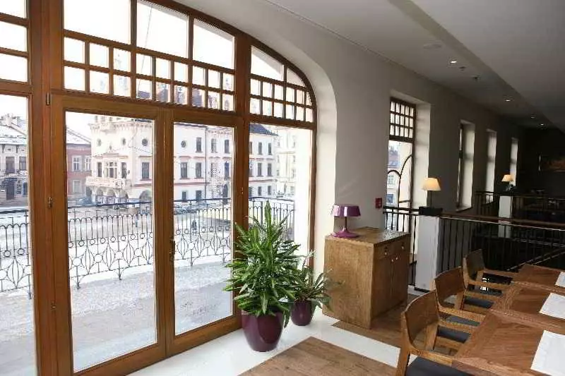 Hotel Bristol Tradition And Luxury