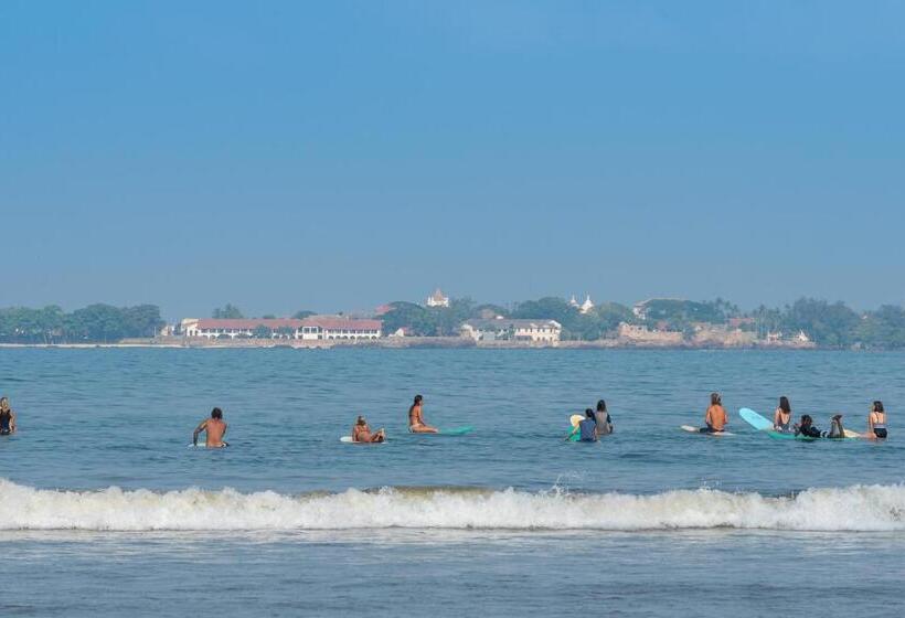 Отель Cocobay Unawatuna