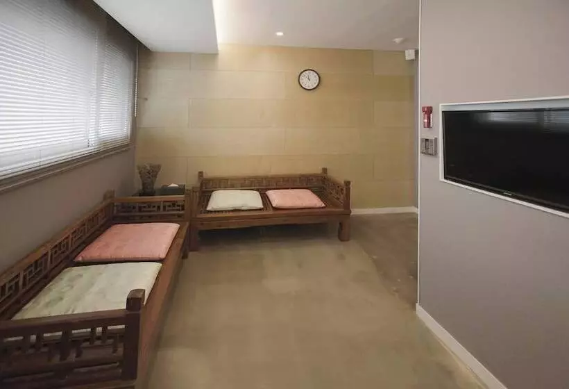 Отель Dada Insadong