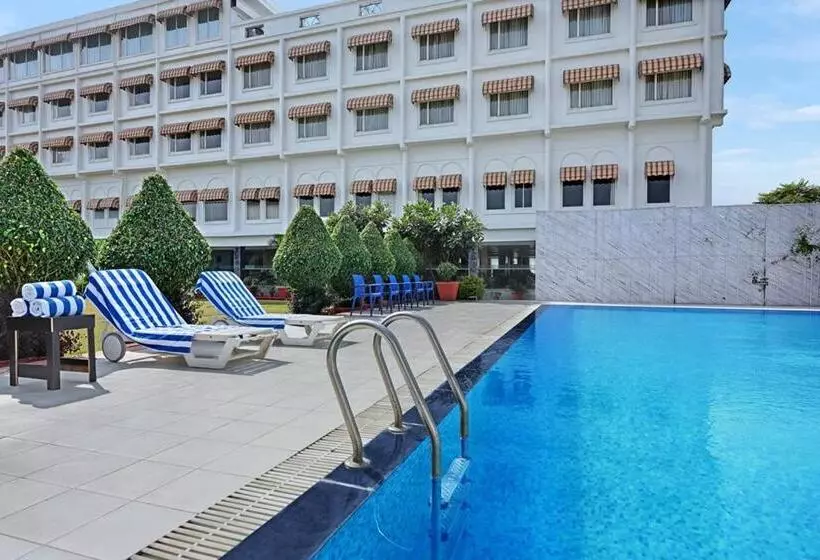 ホテル Turban Valley View Resort And Spa, Udaipur